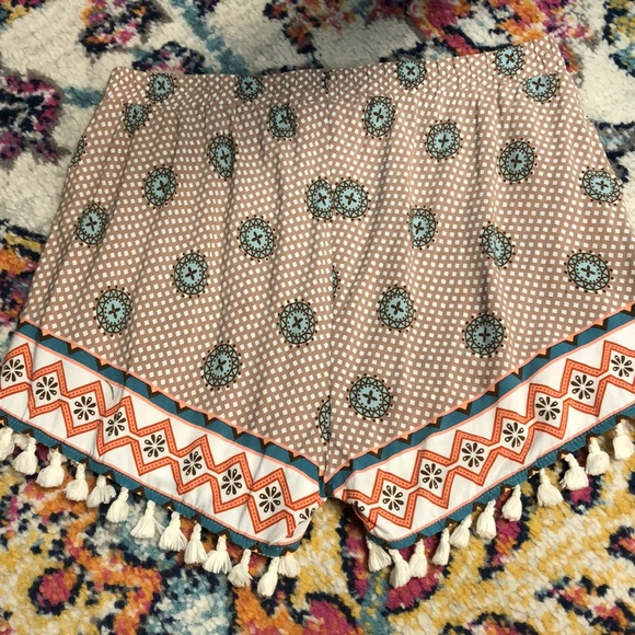 Casual tassel shorts - Picture 3 of 3